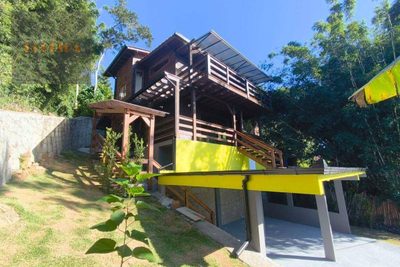 Casa, 3 quartos, 234 m² - Foto 1
