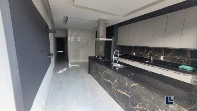 Casa, 3 quartos, 159 m² - Foto 1