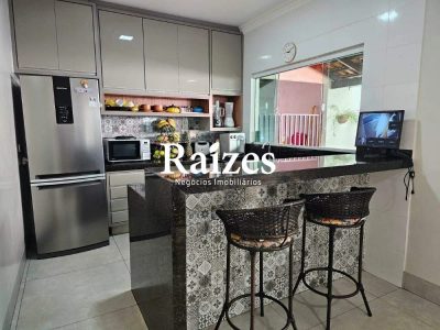 Casa, 3 quartos, 208 m² - Foto 3