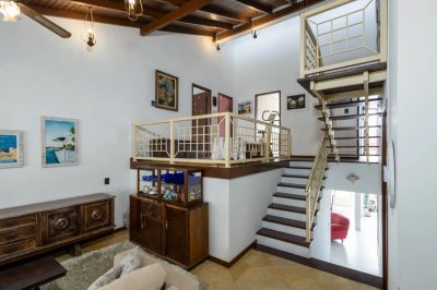 Casa, 4 quartos, 327 m² - Foto 2