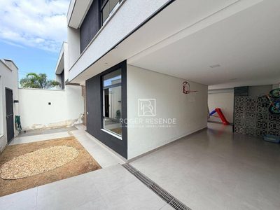 Casa, 3 quartos, 201 m² - Foto 2