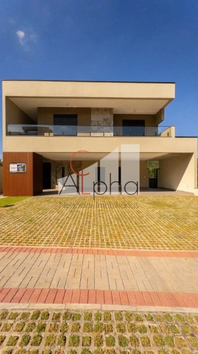 Sobrado, 3 quartos, 509 m² - Foto 1