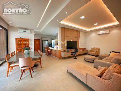 Casa, 1 quarto, 214 m² - Foto 2