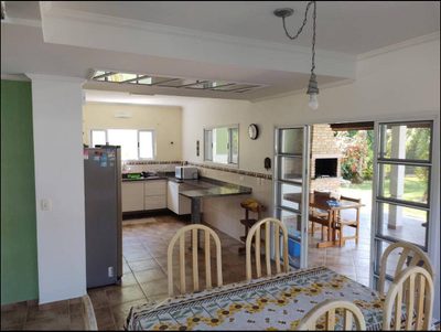 Casa, 5 quartos, 230 m² - Foto 2