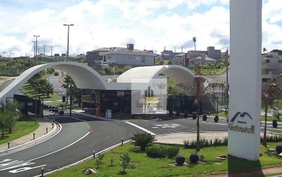 Loteamento e Condomínio, 400 m² - Foto 1