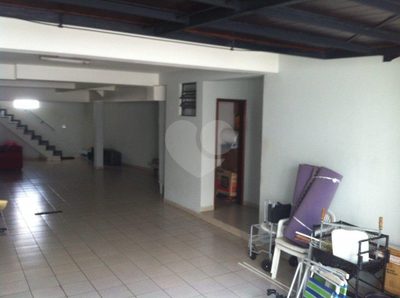 Sobrado, 3 quartos, 270 m² - Foto 1