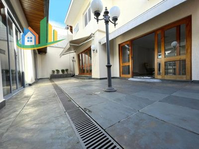 Casa, 2 quartos, 240 m² - Foto 1