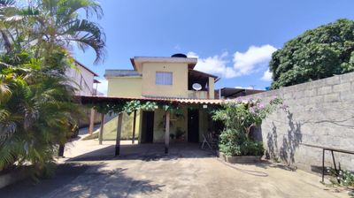 Casa, 4 quartos, 180 m² - Foto 1