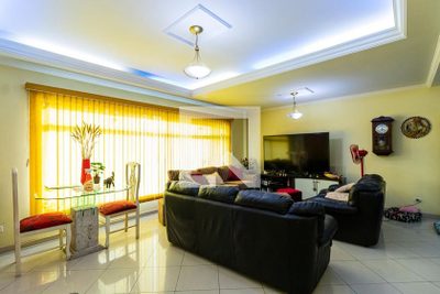 Casa, 3 quartos, 227 m² - Foto 2