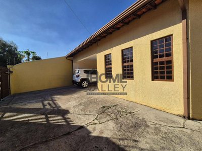 Casa, 4 quartos, 181 m² - Foto 1