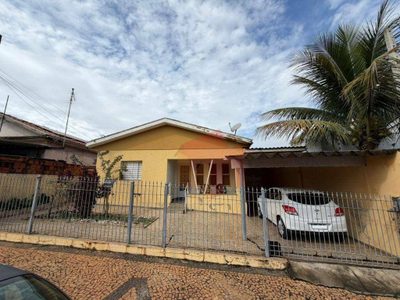 Casa, 4 quartos, 234 m² - Foto 1