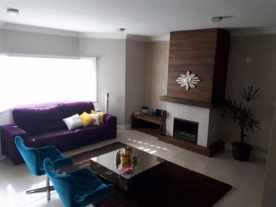 Casa, 3 quartos, 300 m² - Foto 1