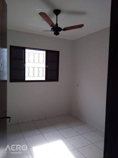 Casa, 3 quartos, 104 m² - Foto 2