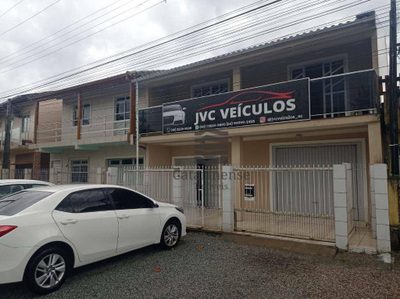 Casa, 4 quartos, 220 m² - Foto 1