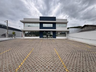 Depósito-Galpão, 750 m² - Foto 1