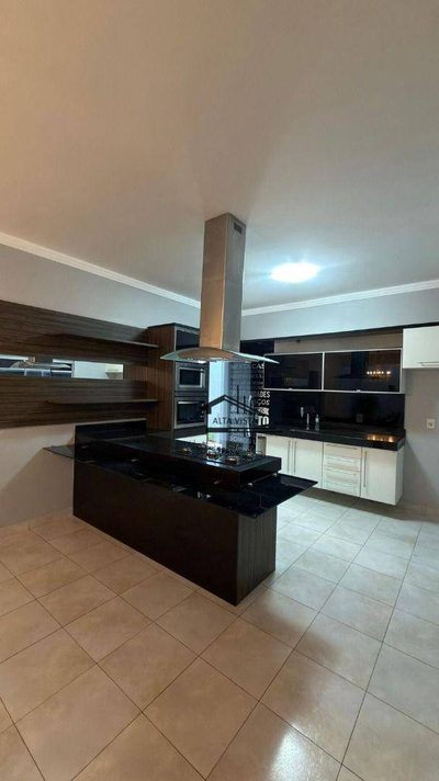 Casa, 3 quartos, 230 m² - Foto 5
