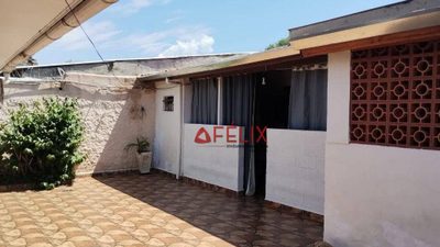 Casa, 5 quartos, 190 m² - Foto 1