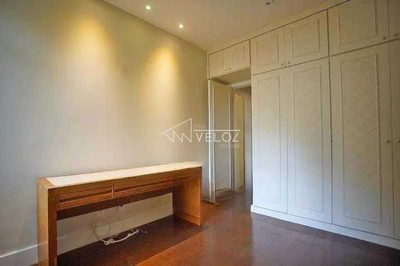 Apartamento, 3 quartos, 268 m² - Foto 1