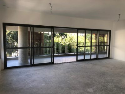 Apartamento, 3 quartos, 184 m² - Foto 1