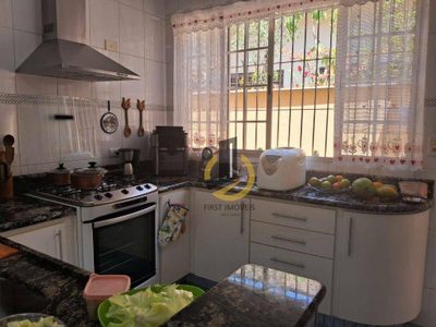 Casa, 4 quartos, 247 m² - Foto 3