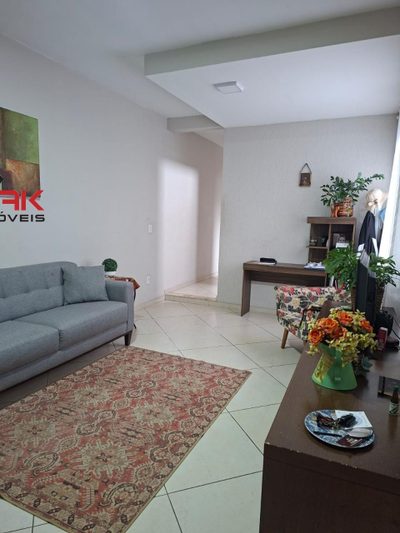 Casa, 3 quartos, 180 m² - Foto 4