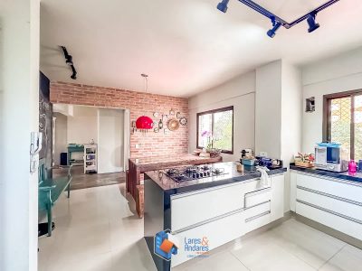 Apartamento, 3 quartos, 186 m² - Foto 1