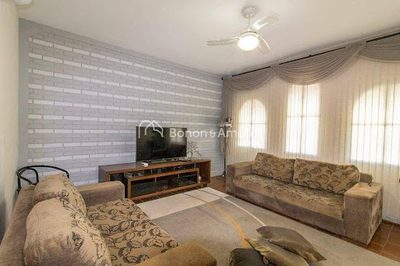 Casa, 4 quartos, 172 m² - Foto 1