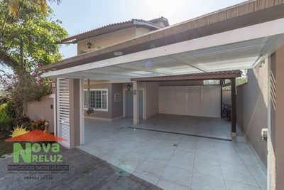 Chácara, 4 quartos, 350 m² - Foto 1