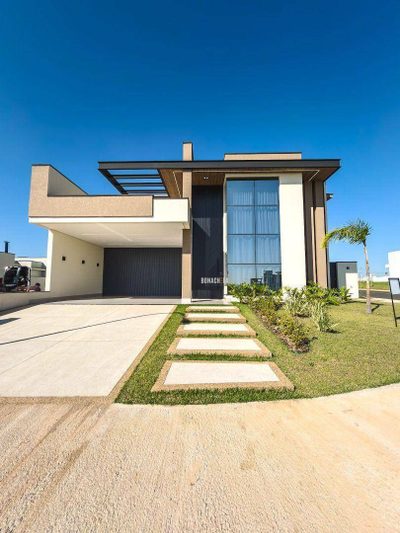 Casa, 3 quartos, 220 m² - Foto 1