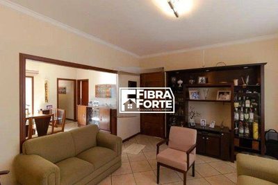 Casa, 4 quartos, 258 m² - Foto 4