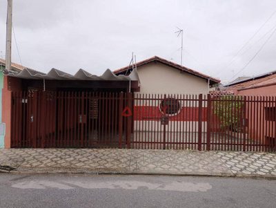 Casa, 4 quartos, 300 m² - Foto 1