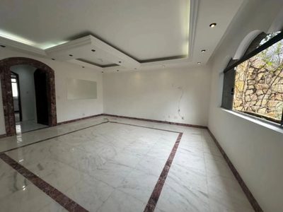 Sobrado, 4 quartos, 212 m² - Foto 1