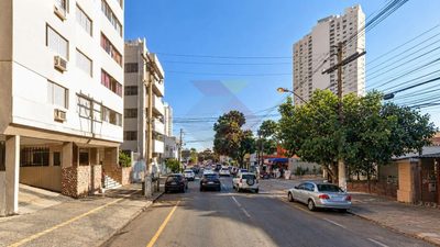Apartamento, 4 quartos, 195 m² - Foto 2