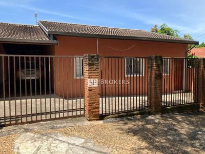 Casa, 3 quartos, 283 m² - Foto 1