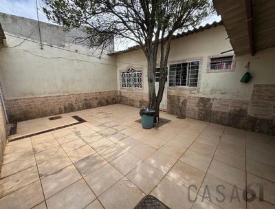 Casa, 4 quartos, 126 m² - Foto 1