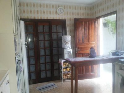 Sobrado, 4 quartos, 243 m² - Foto 1