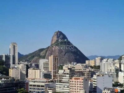 Cobertura, 3 quartos, 207 m² - Foto 1