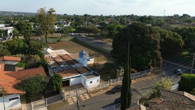 Casa, 4 quartos, 330 m² - Foto 1