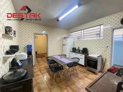 Casa, 2 quartos, 141 m² - Foto 1