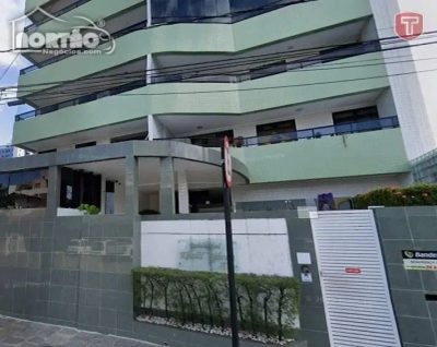 Casa, 6 quartos, 250 m² - Foto 1