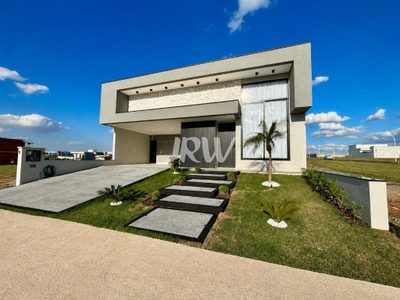 Casa, 3 quartos, 300 m² - Foto 1
