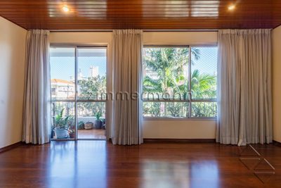 Apartamento, 3 quartos, 135 m² - Foto 2
