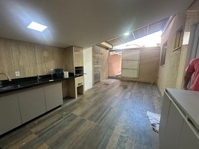 Apartamento, 3 quartos, 130 m² - Foto 2