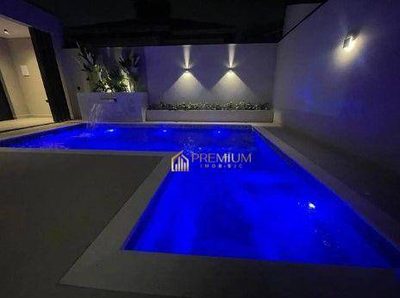 Sobrado, 3 quartos, 244 m² - Foto 1