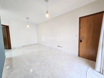 Casa, 3 quartos, 290 m² - Foto 2