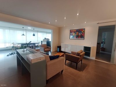 Apartamento, 3 quartos, 198 m² - Foto 2