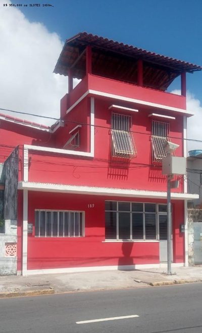 Casa, 8 quartos, 200 m² - Foto 1