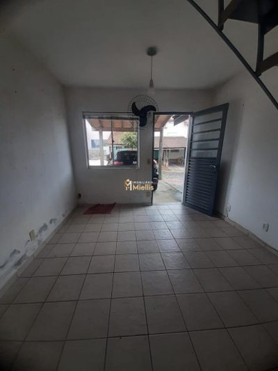 Casa, 2 quartos, 46 m² - Foto 2