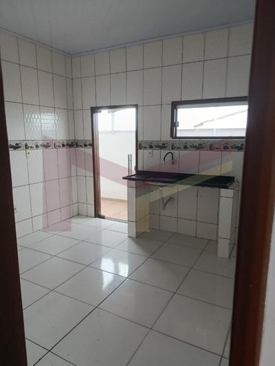 Casa, 3 quartos, 60 m² - Foto 2