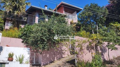 Sobrado, 6 quartos, 193 m² - Foto 1